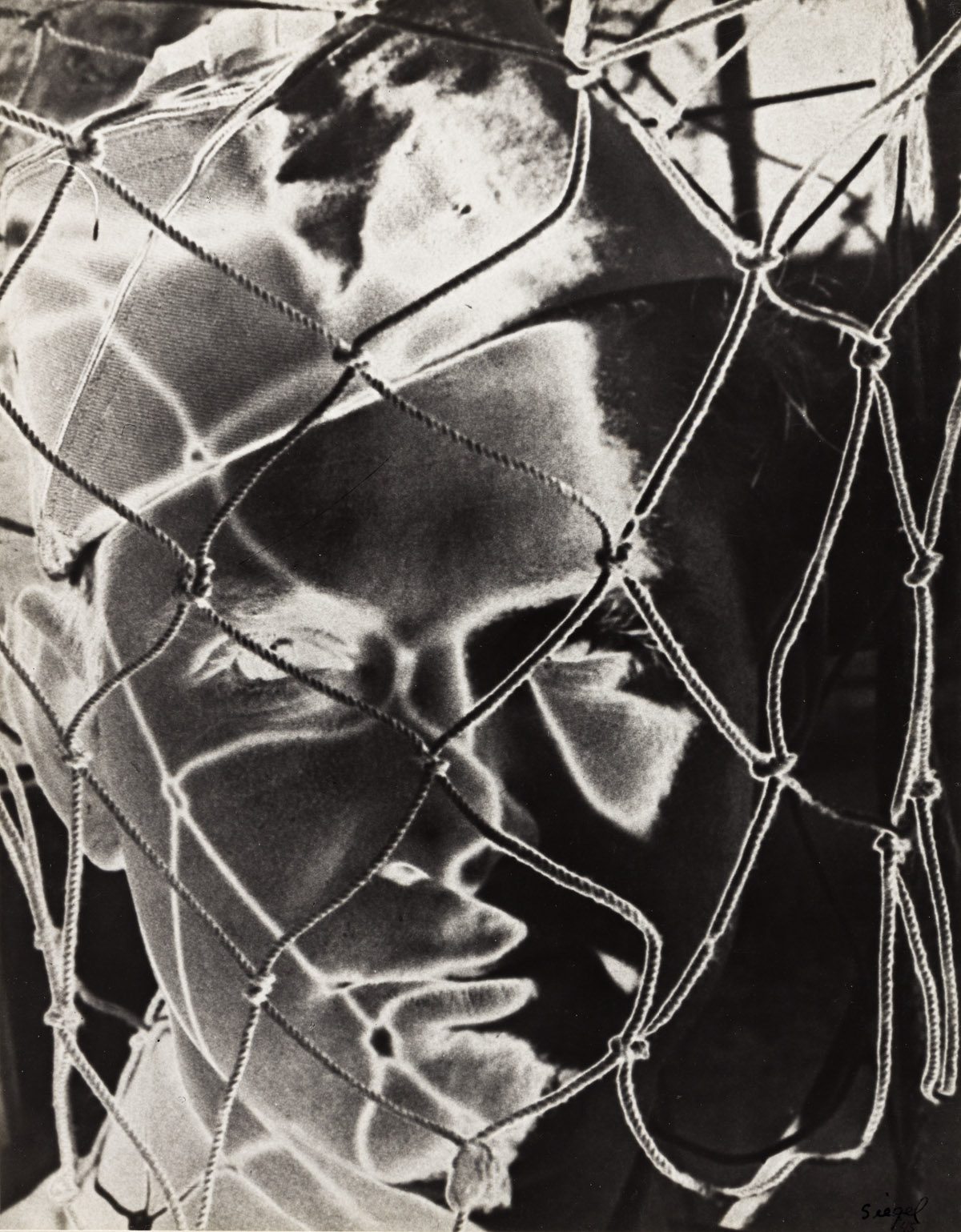 ARTHUR SIEGEL (1913-1978) Face Net.